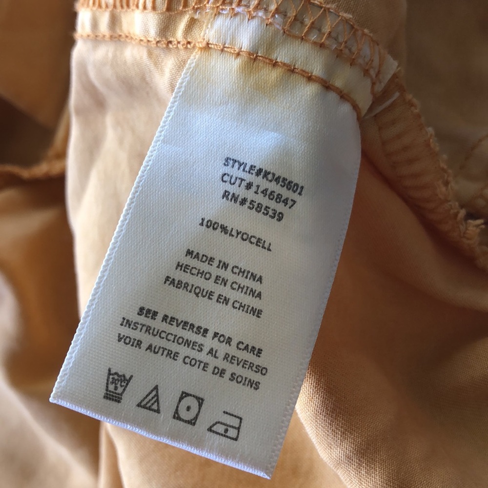 Kut From‎ The Kloth BRI DRAWSTRING UTILITY SHIRT JACKET IN MUSTARD - Picture 9 of 9